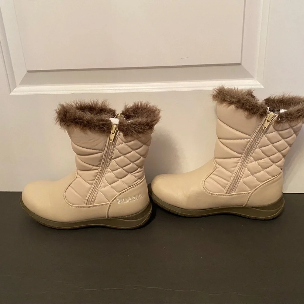 WEATHERPROOF WINTER BOOTS SHOES CREAM FAUX FUR ZIPPER Size 7.5 M